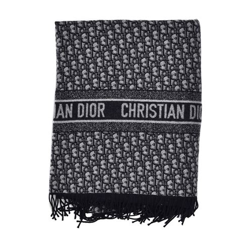 Christian Dior blanket dupe